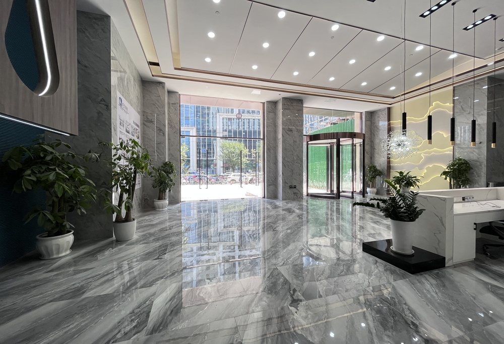 润莱金座大堂图